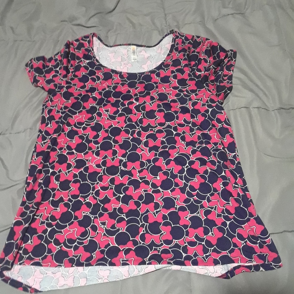 Lularoe Disney classic tee